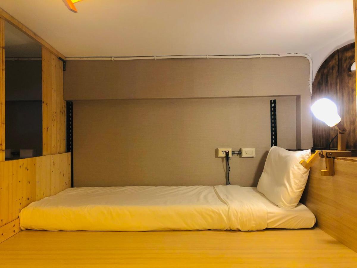 Hostel Of Rising Sun 昇行旅 Yonghe Exterior foto